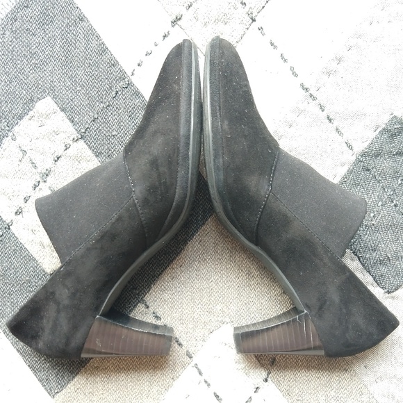 Black Nubuck Hush Puppies Bootie - Picture 2 of 6